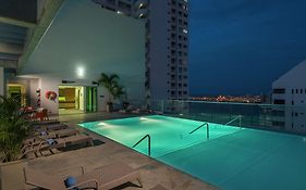 Hampton By Hilton Cartagena